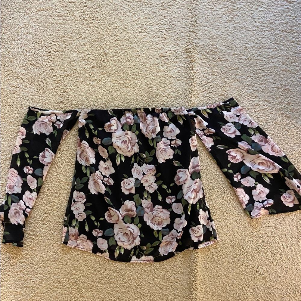 Off the Shoulder Floral Shirt